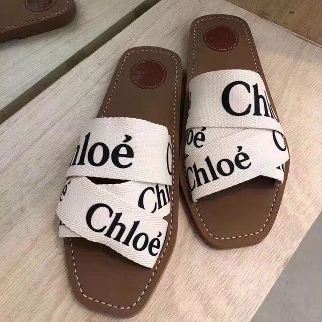 Woody Flat Mules