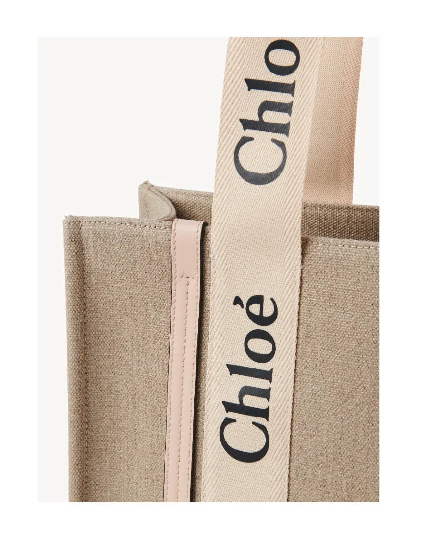 Woody Logo Printed Medium Tote Bag
