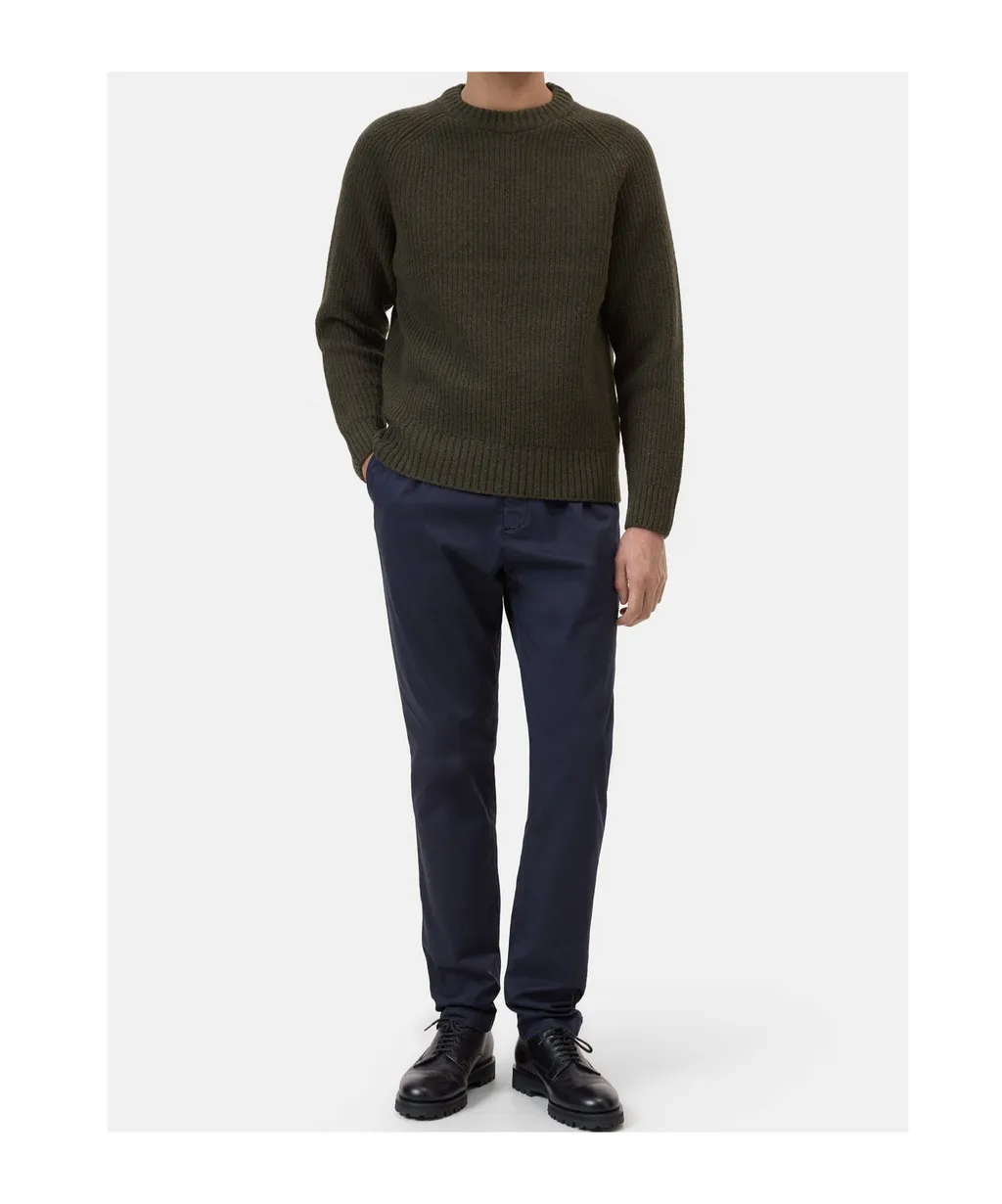 Raglan-Sleeve Ribbed Sweater
