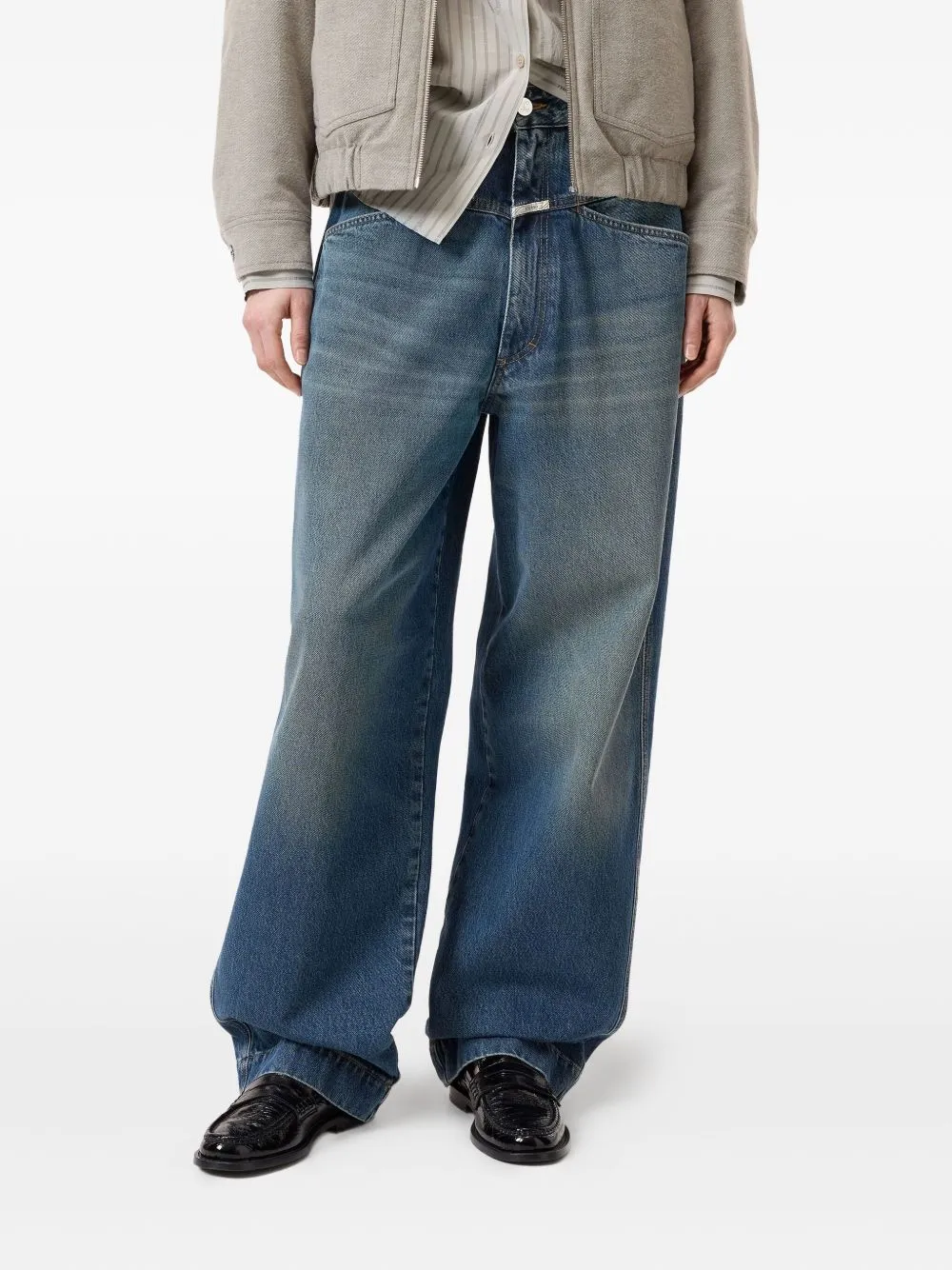 Wide-Leg Jeans