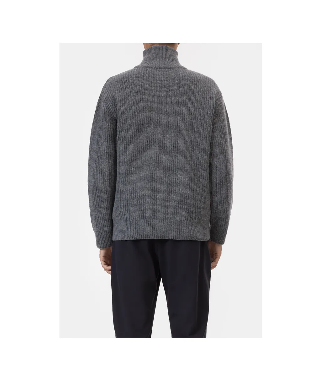 Zipped-Up Knit Cardigan