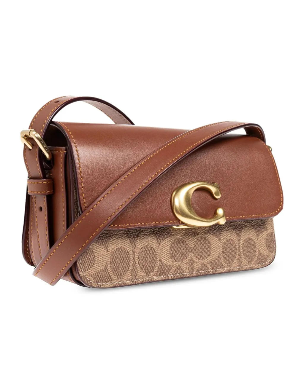 Logo-Plaque Shoulder Bag