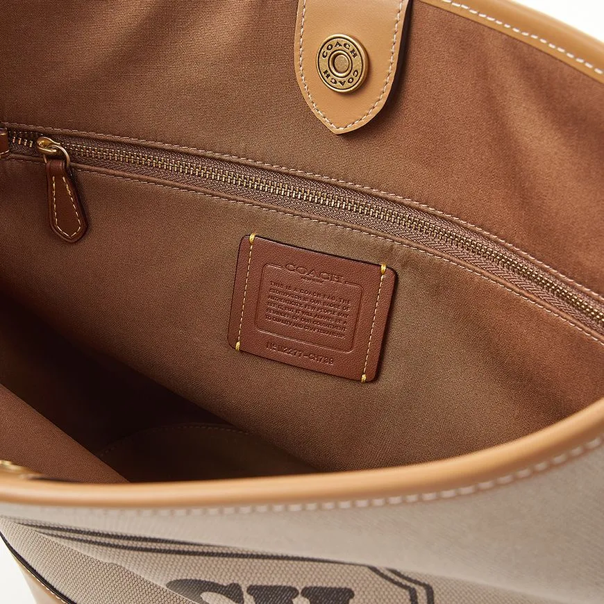 Dakota Bucket Bag