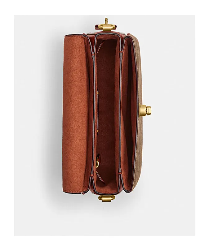 Cassie 19 Logo Plaque Crossbody Bag