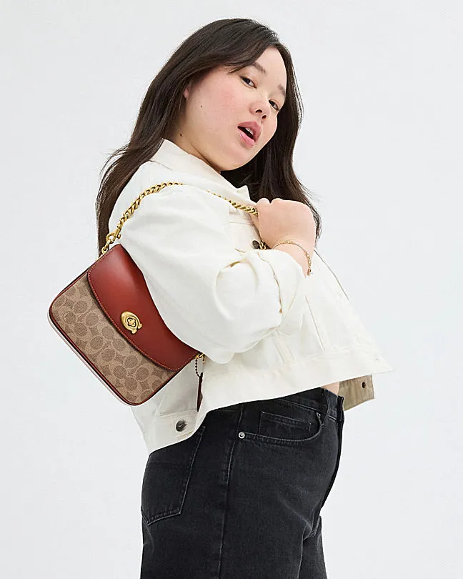 Cassie 19 Logo Plaque Crossbody Bag