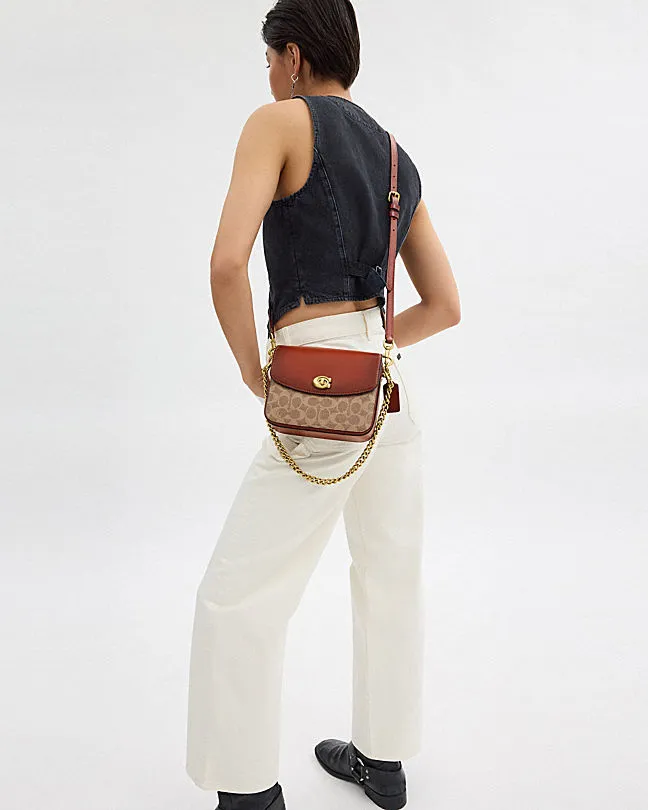 Cassie 19 Logo Plaque Crossbody Bag