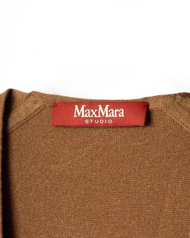 V-Neck Sleeveless Sweater