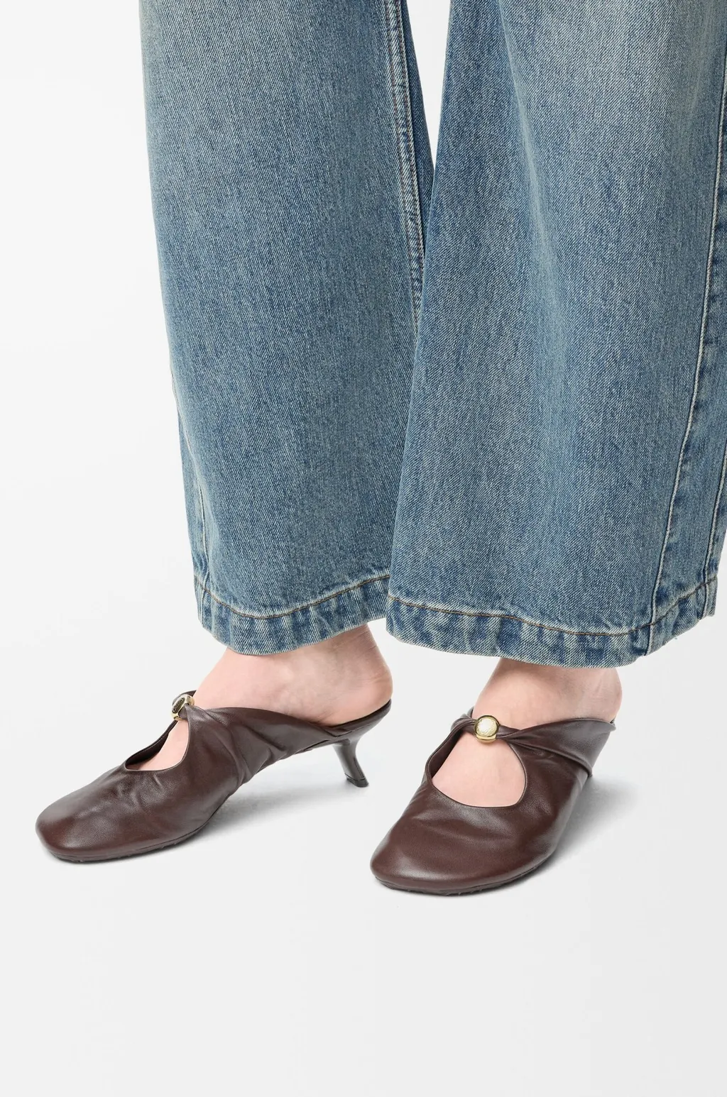 Pebble Soft Mule In Nappa Lambskin