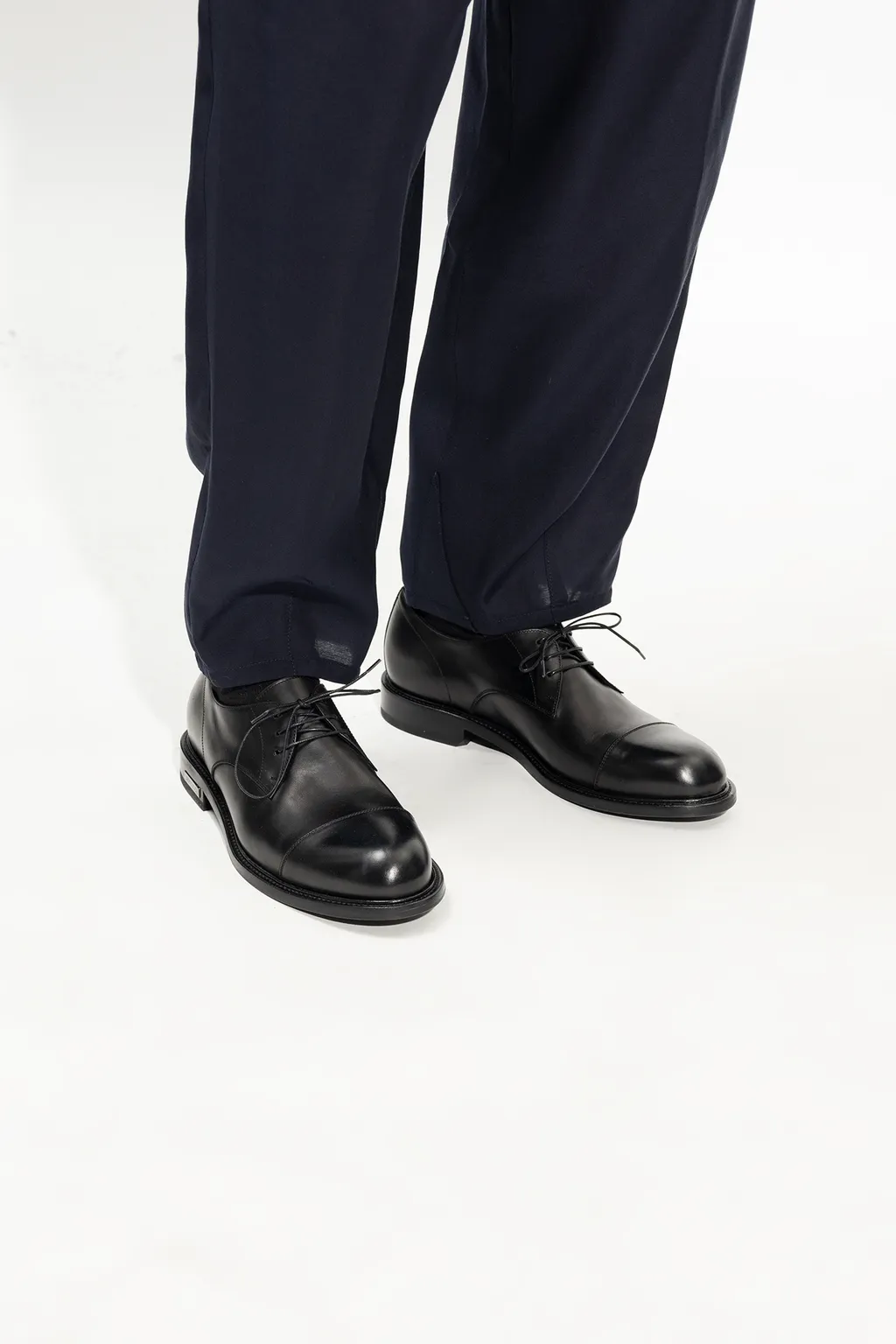 Ray Round-Toe Derby Shoes