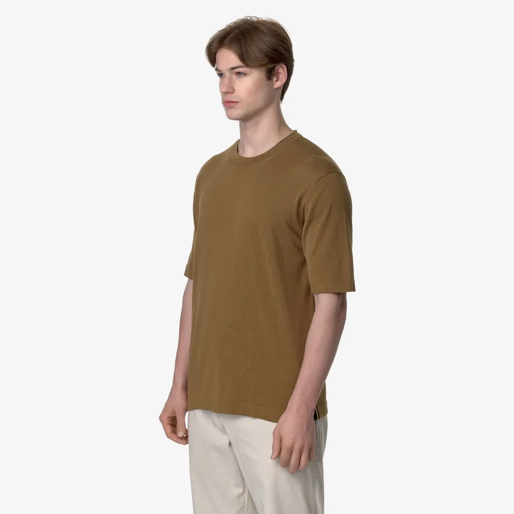 T-Shirt With Round Neck And Short Sleeves
