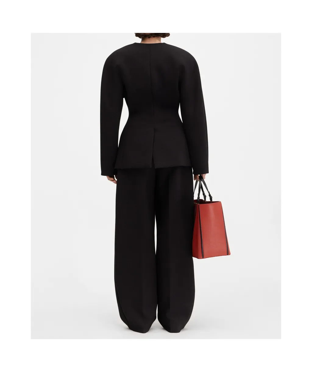 The Ovalo Jacket