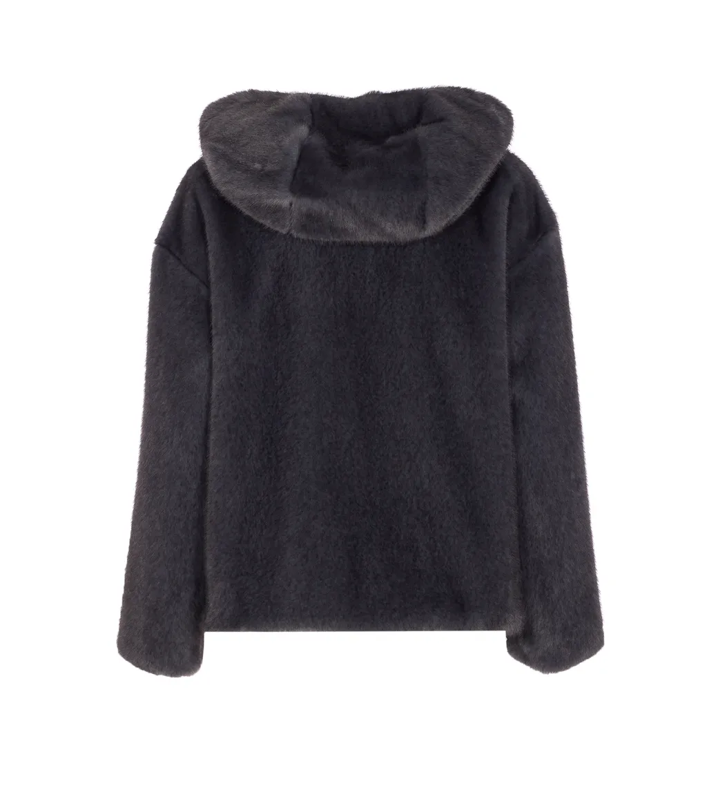 Short Fur Cap