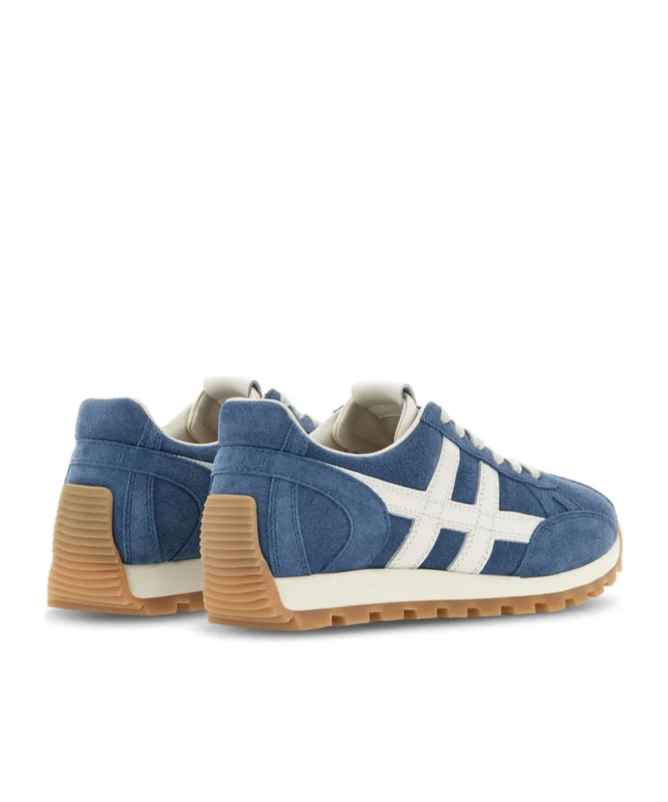 Logo Patch Low-Top Sneakers