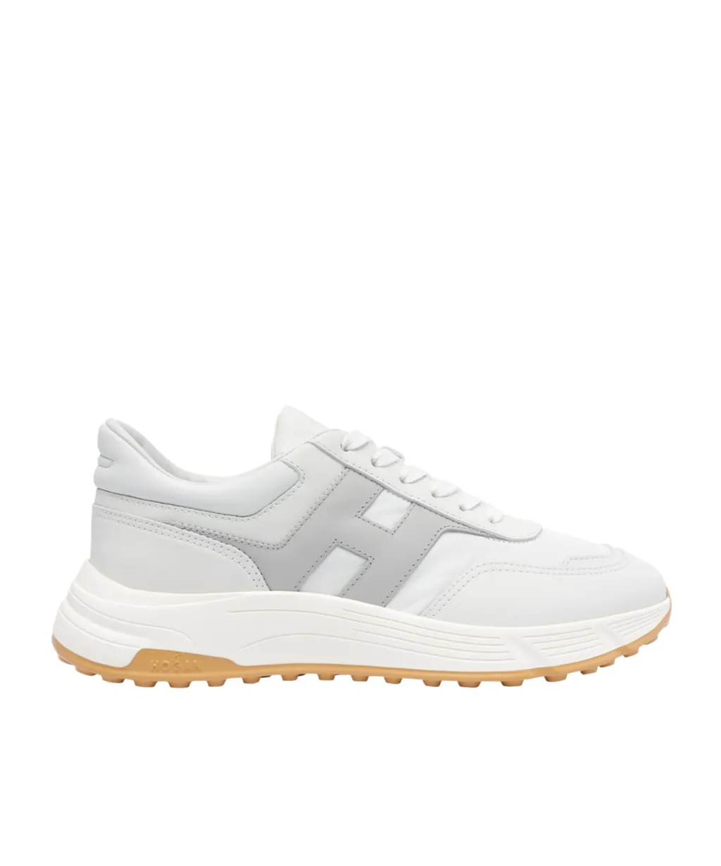 Hyperlight Lace-Up Sneakers