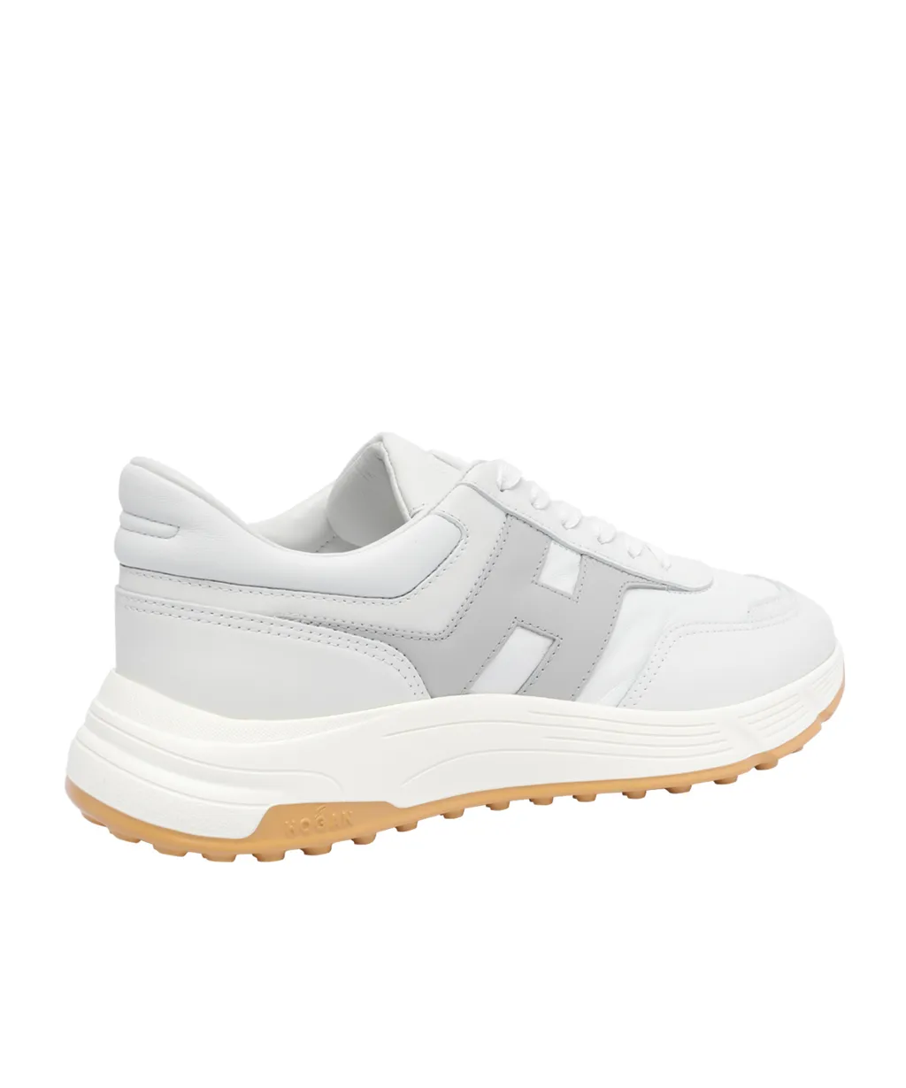 Hyperlight Lace-Up Sneakers