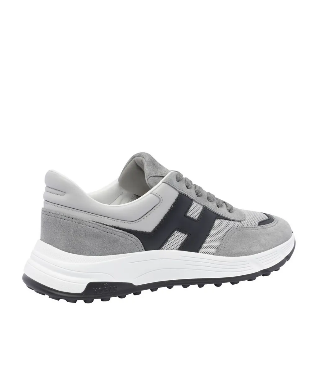 Hyperlight Lace-Up Sneakers