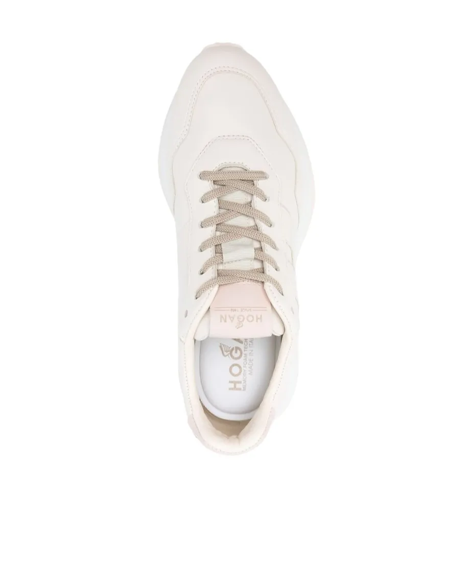 H641 Lace-Up Sneakers