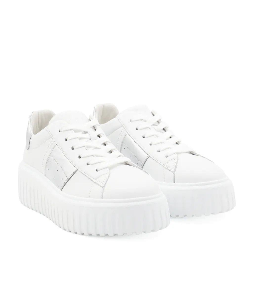 Panelled Low-Top Sneakers