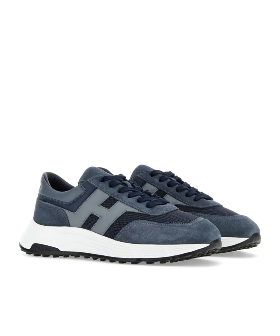Hyperlight Lace-Up Sneakers