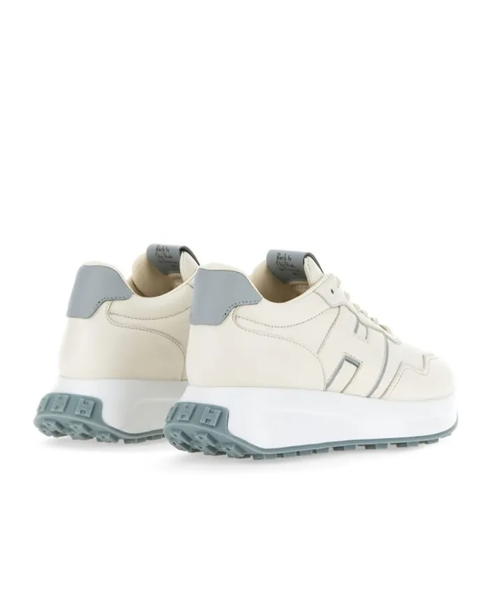 H641 Low-Top Sneakers