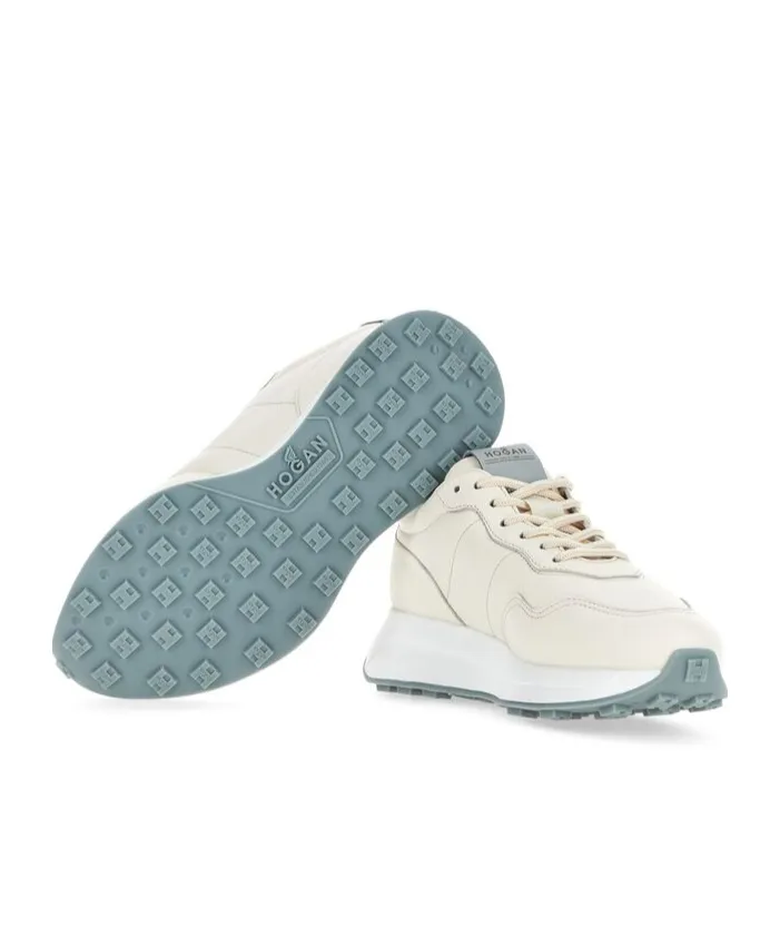 H641 Low-Top Sneakers