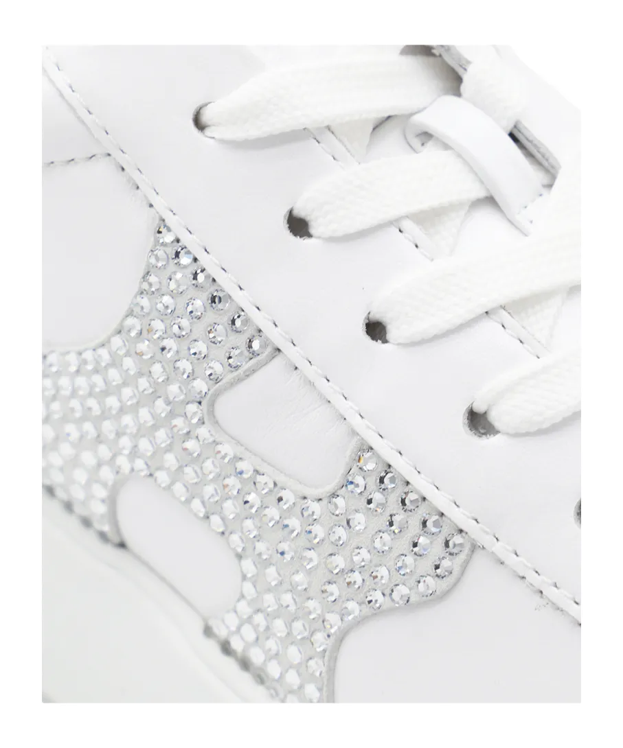 Logo Embellished Lace-Up Sneakers
