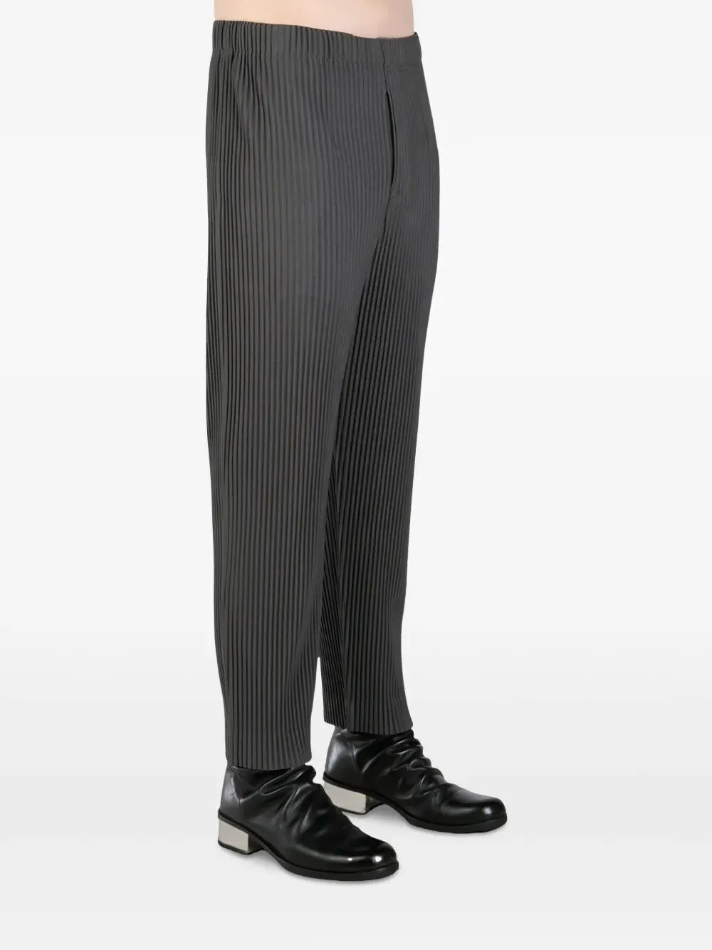 Pleated Tapered Leg Trousers