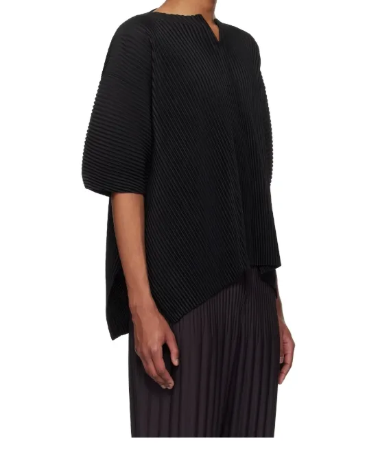 Short-Sleeved Knitted T-Shirt