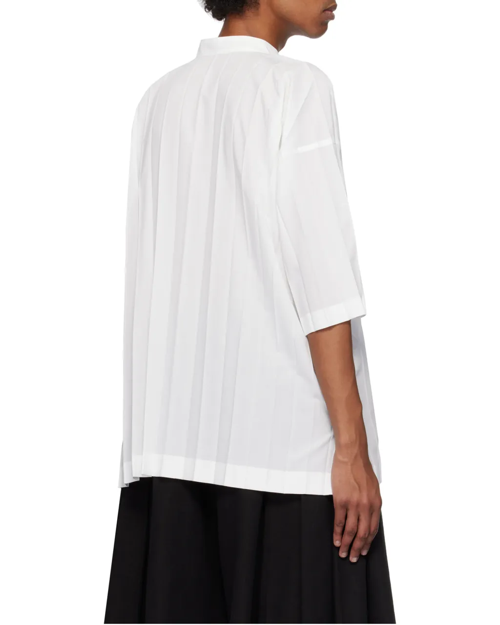 Short Sleeved Pleated Edge Shirt