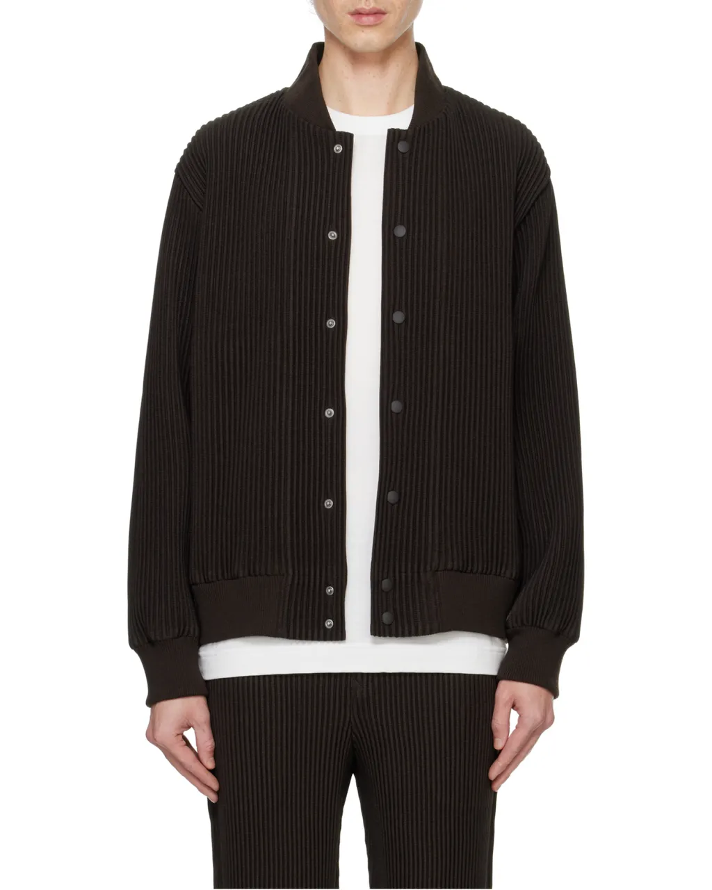 Button-Detailed Pleated Jacket