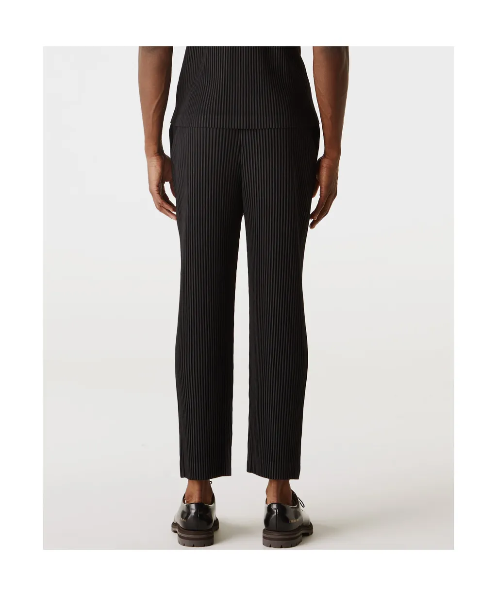 Pleated Tapered Leg Pants