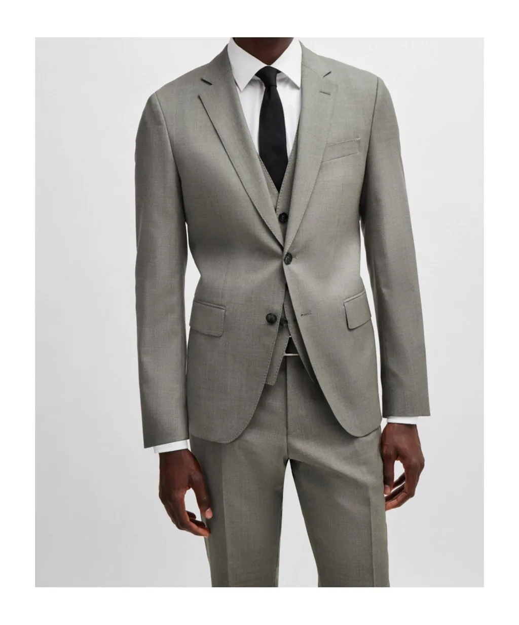 Long-Sleeved Suit