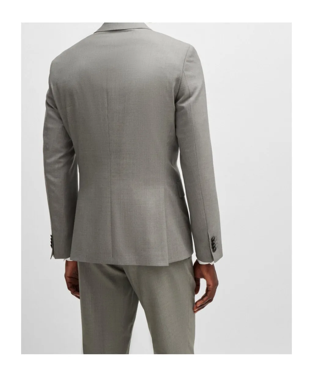 Long-Sleeved Suit