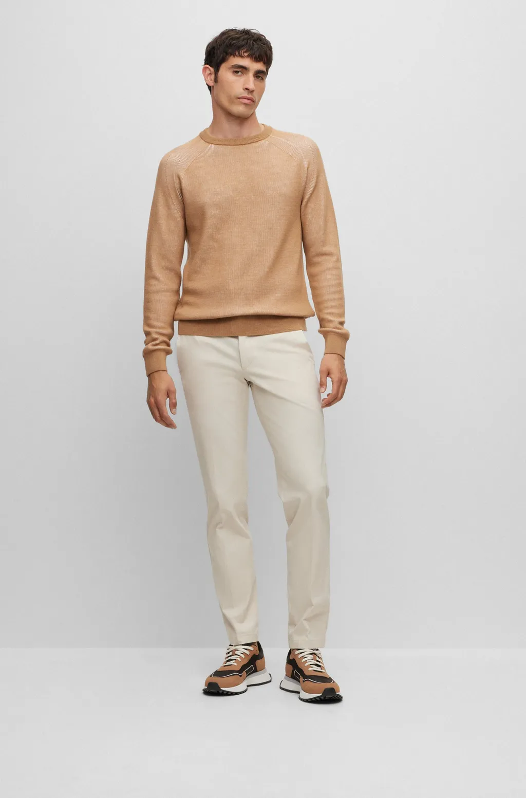 Mid-Cut Slim Trousers