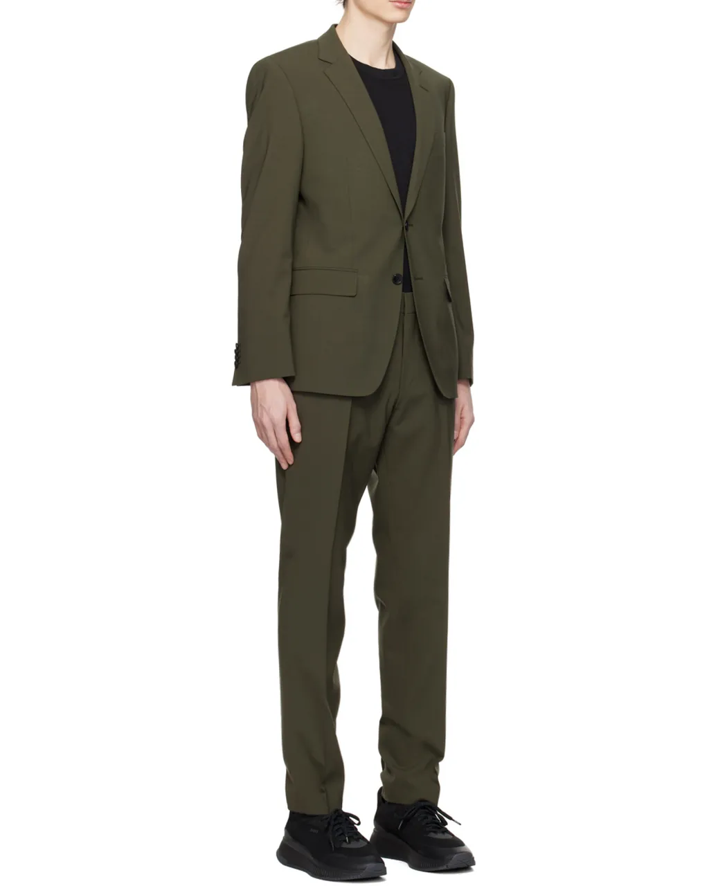 Long-Sleeved Suit