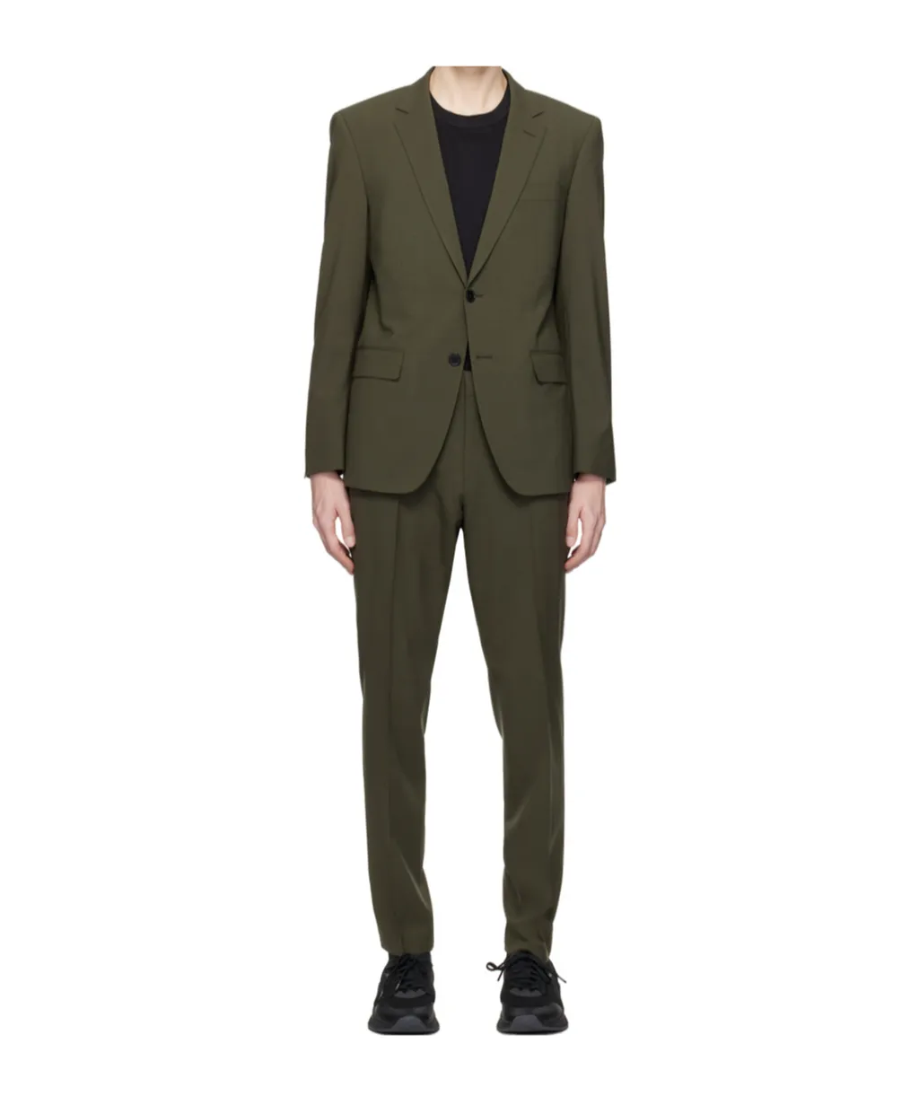 Long-Sleeved Suit