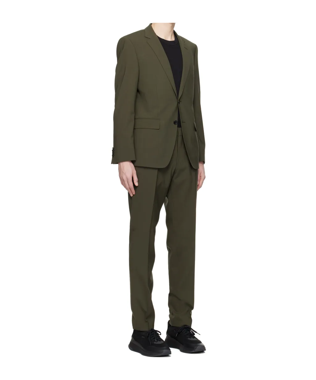 Long-Sleeved Suit