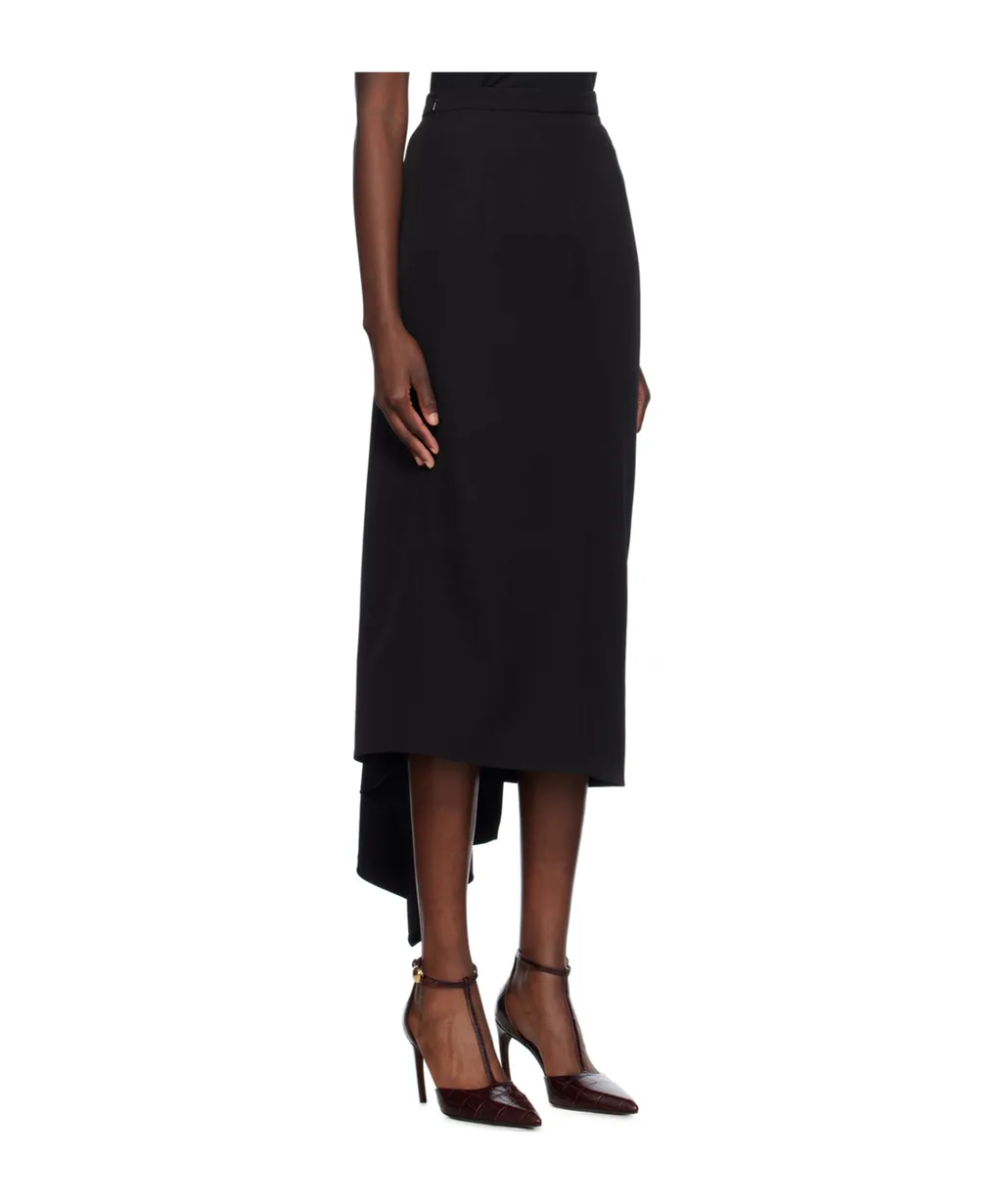 Falling Skirt With Slit