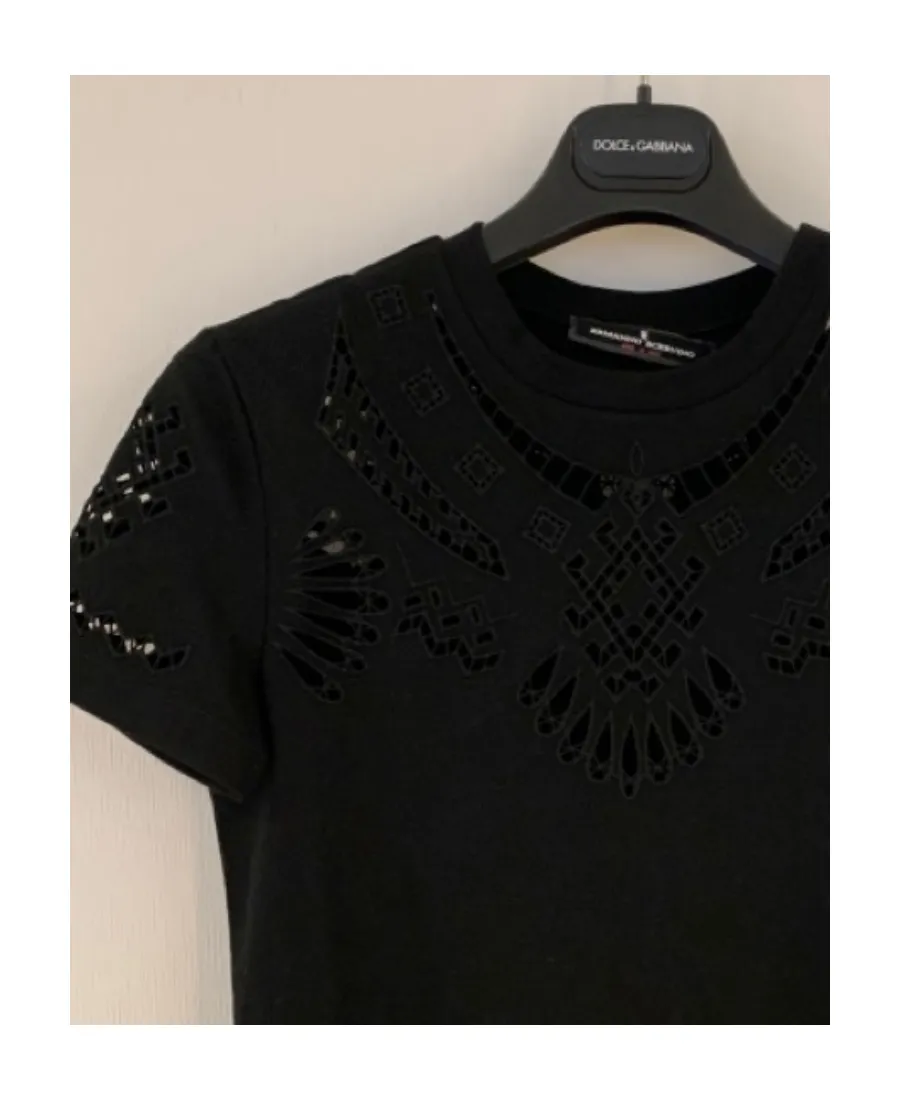 Geometric Pattern Hollowed-Out T-Shirt