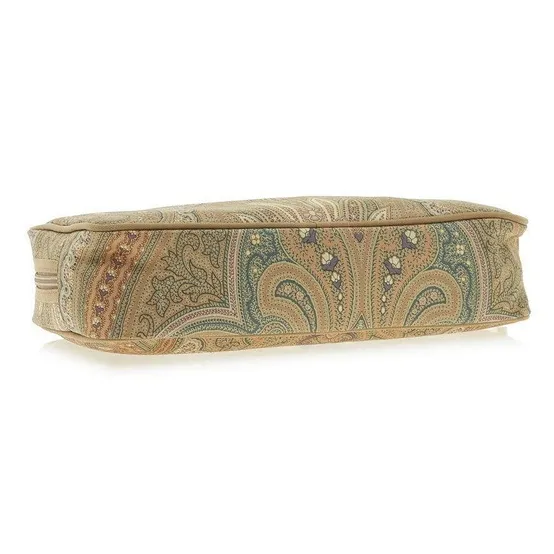 Zipper Clutch