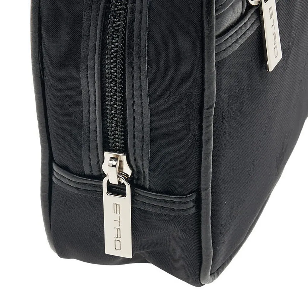 Zipper Clutch