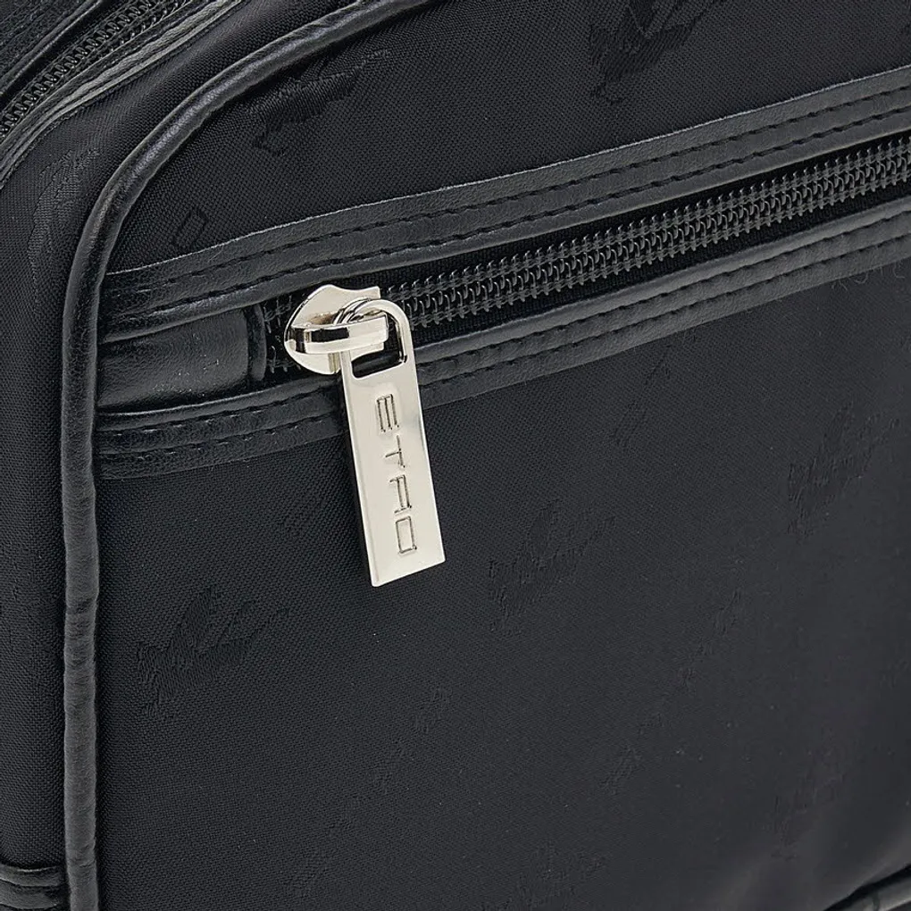 Zipper Clutch