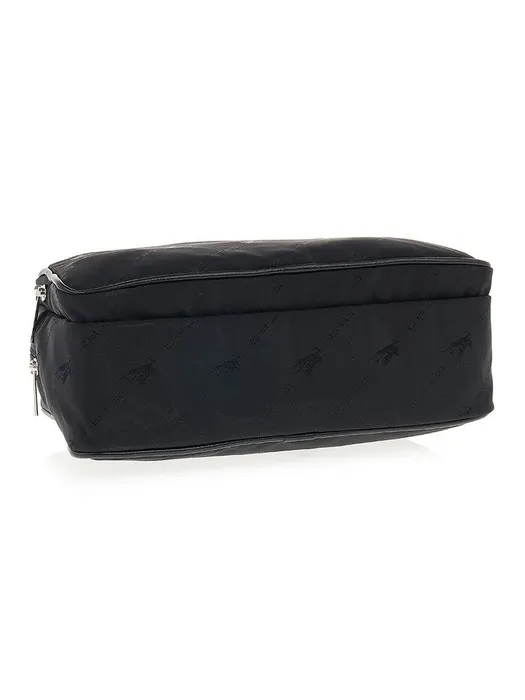 Zipper Clutch