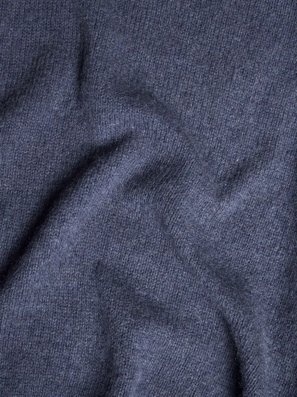 Long-Sleeved V-Neck Jumper
