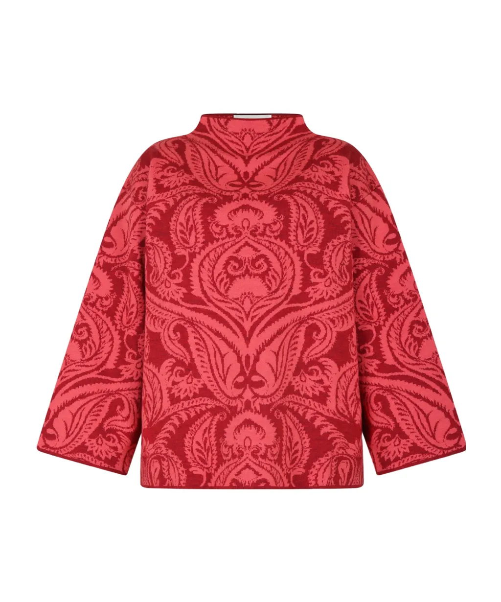 Long-Sleeved Pullover