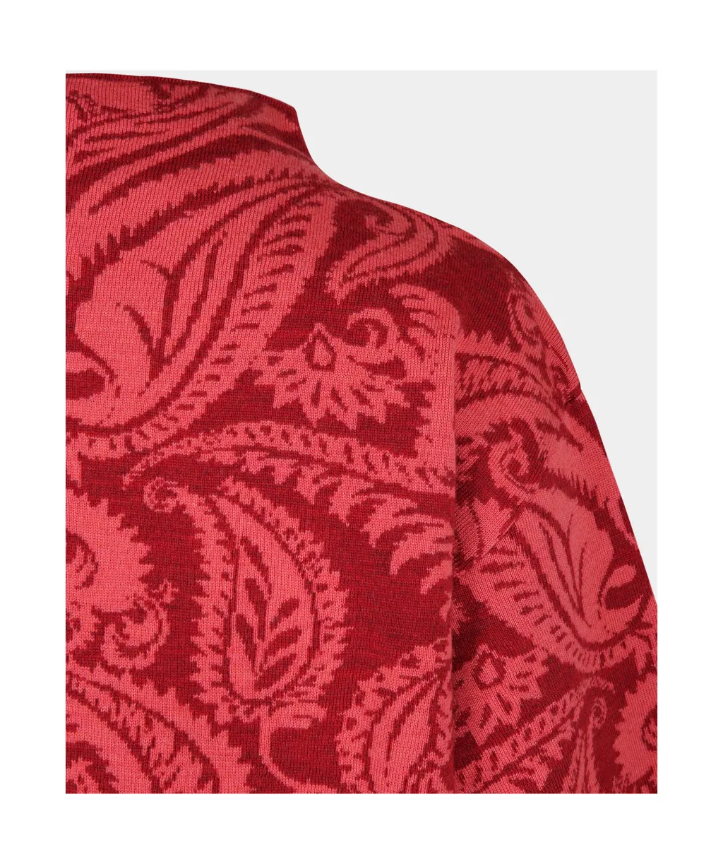 Long-Sleeved Pullover