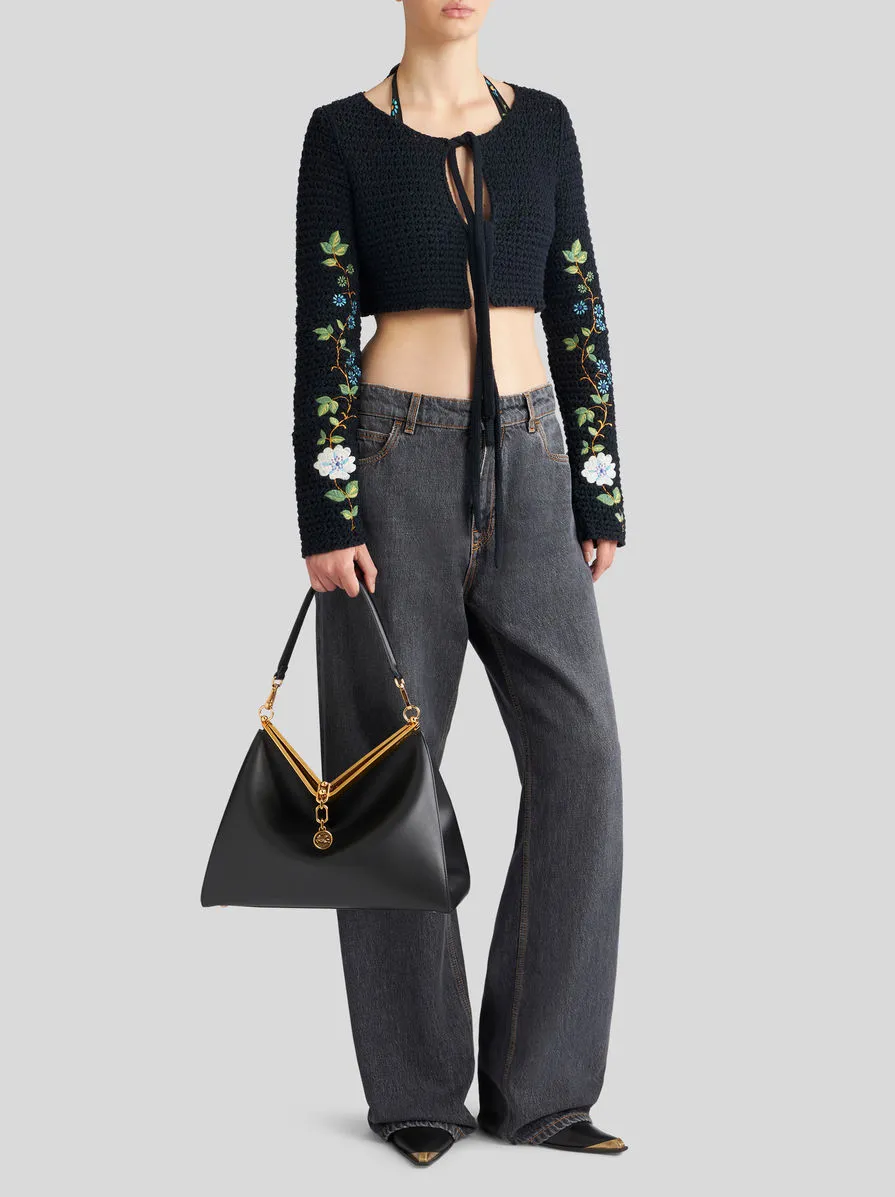 Log Charm Medium Vela Shoulder Bag