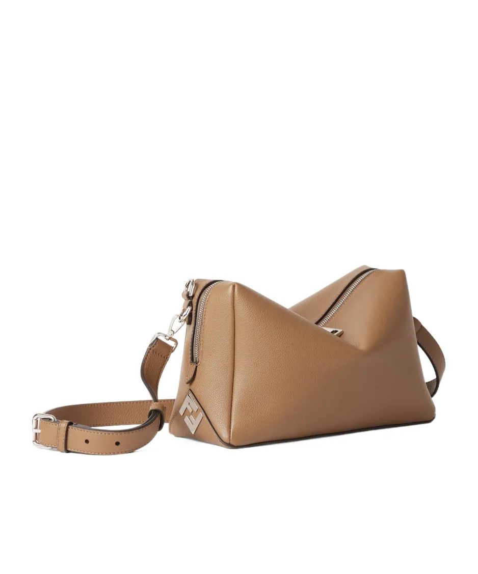 Lui Medium Shoulder Bag