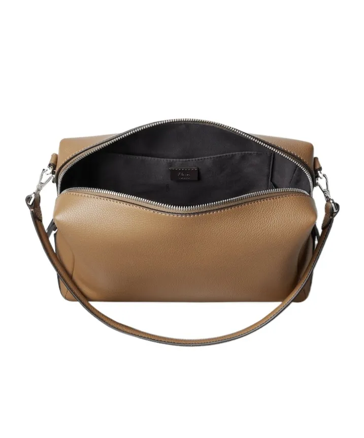 Lui Medium Shoulder Bag