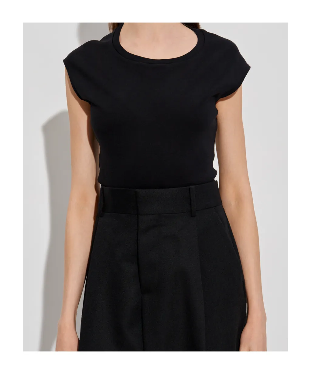 Wing-Sleeved Cropped Top